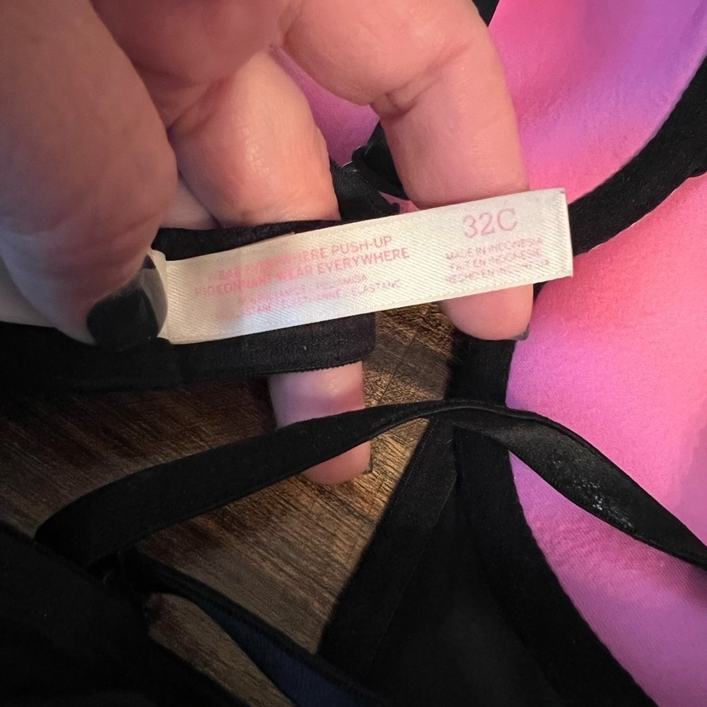 Pink by VS bra - Picture 2 of 3